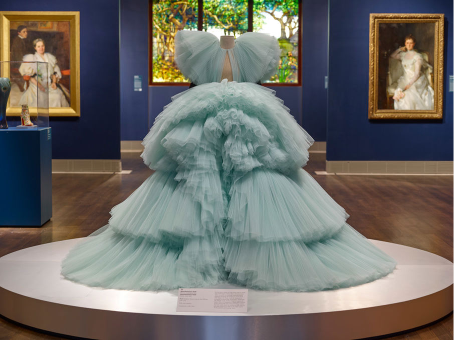 Louvre Couture installation view